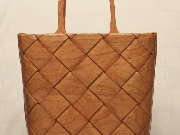 Aigner Basketweave